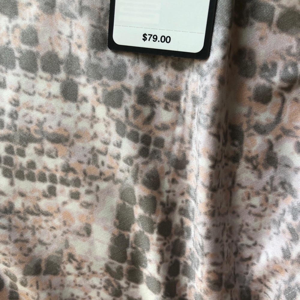 Guess NWT gray snake print body suite - Picture 13 of 16